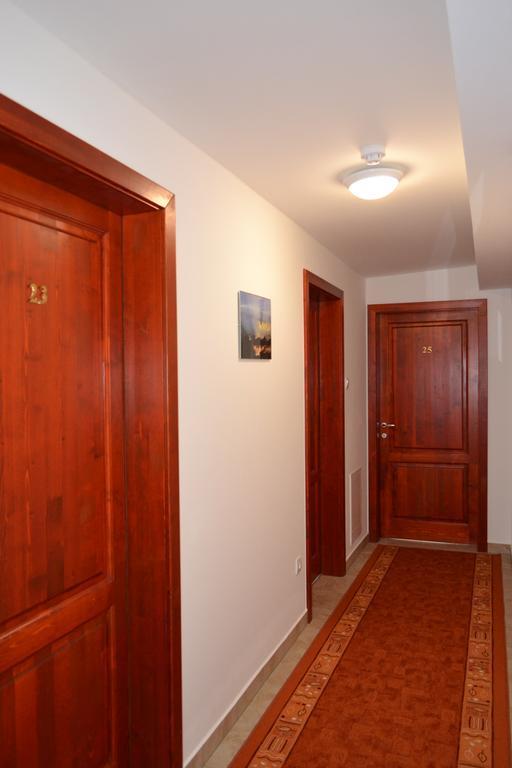 Althann Vendeghaz Es Konferencia Koezpont Vác Buitenkant foto
